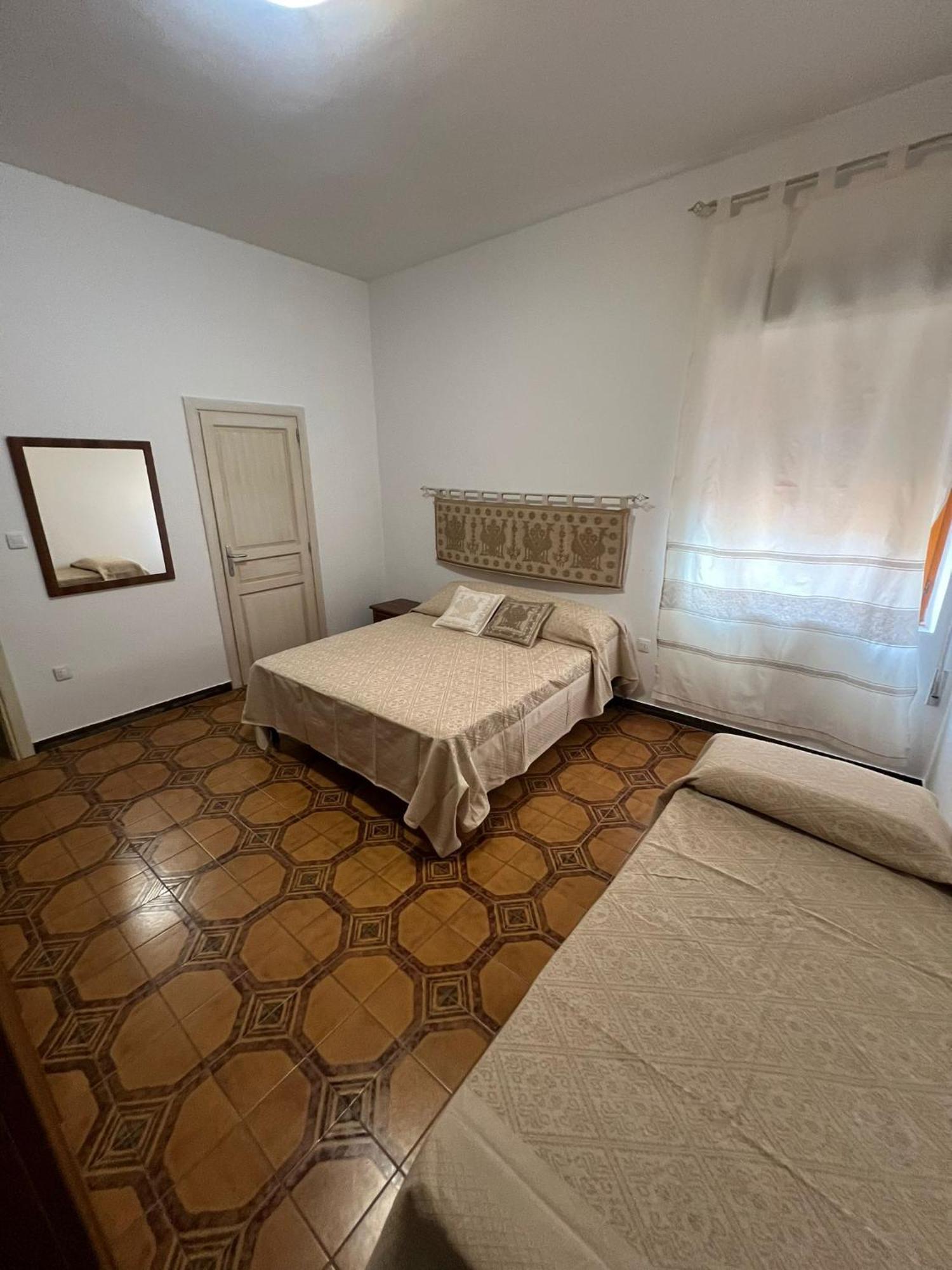 B&B Via Dei Mille Castelsardo Εξωτερικό φωτογραφία