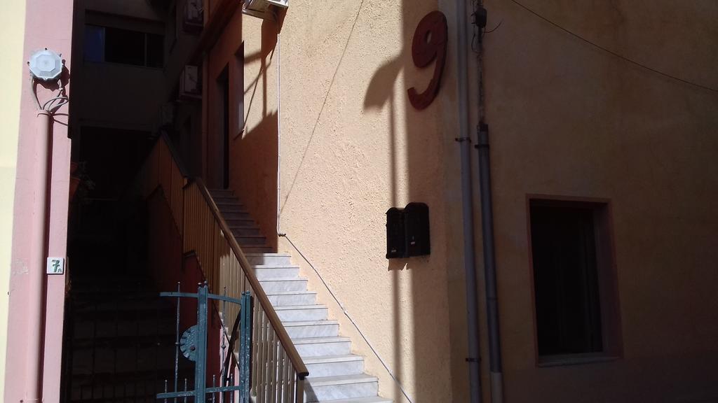B&B Via Dei Mille Castelsardo Εξωτερικό φωτογραφία